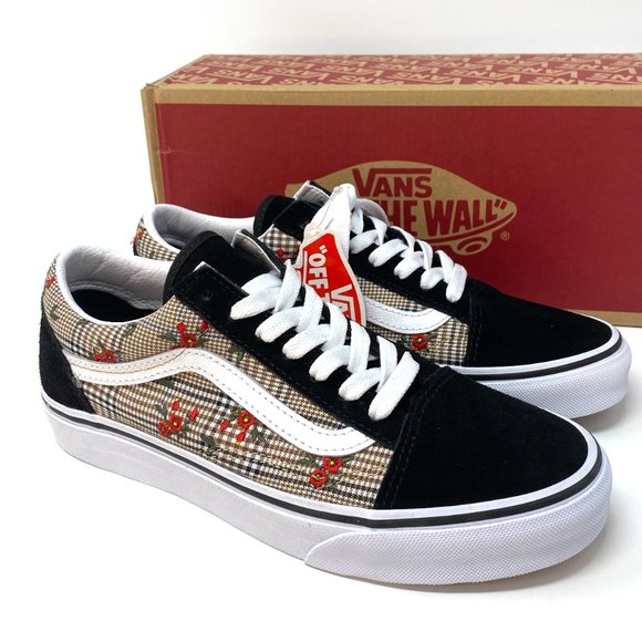 Vans Shoes - 🌸Sale🌸 VANS Old Skool Black Brown Roses Sneakers Women's Size 7.5 VN0A4U3B2NV